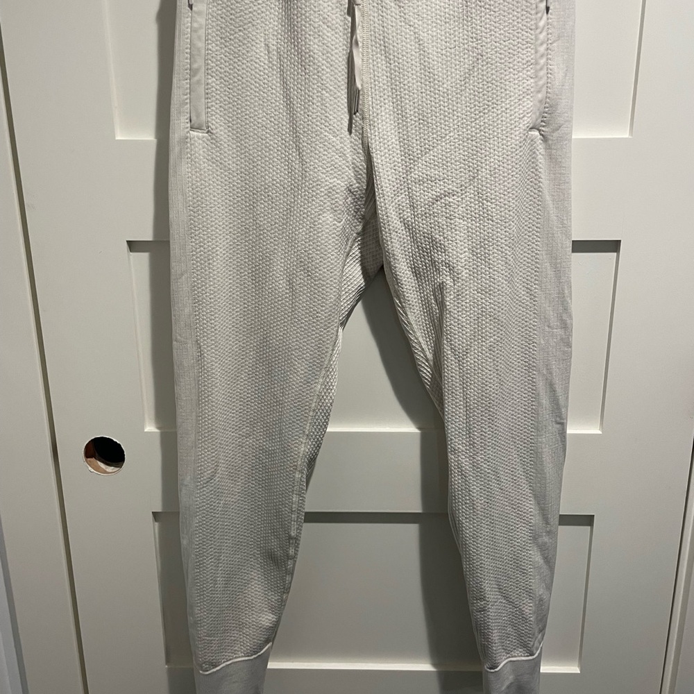 LULULEMON Womenโs Cream Textured Pants